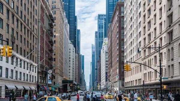 헨리앤파트너스(Henley & Partners), 2024년 세계 부자 도시 보고서 발표… 뉴욕 1위 수성, 중국 약진 두드러져 외 오늘의 토픽 HOT 10